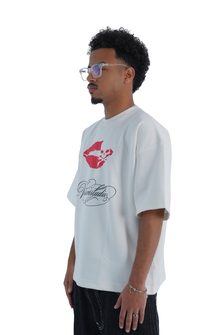 DEADLY DESIRES TEE