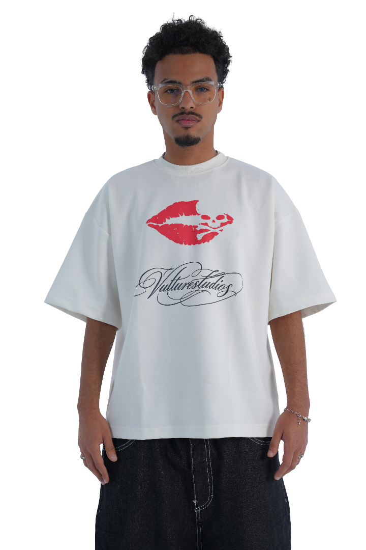 DEADLY DESIRES TEE