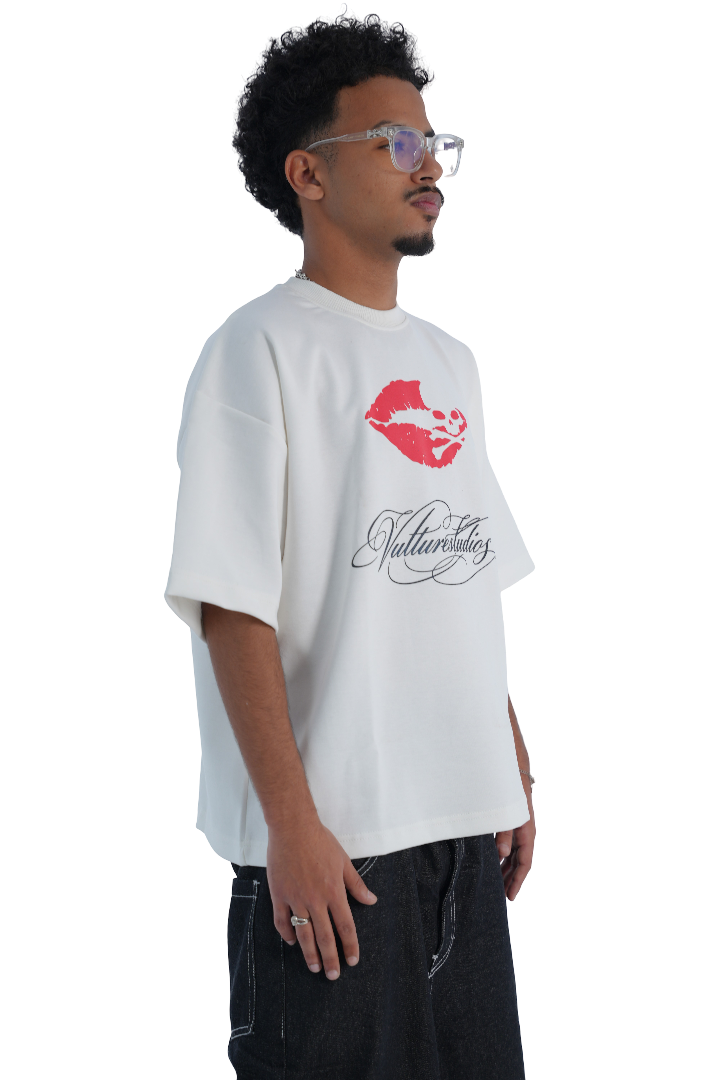 DEADLY DESIRES TEE